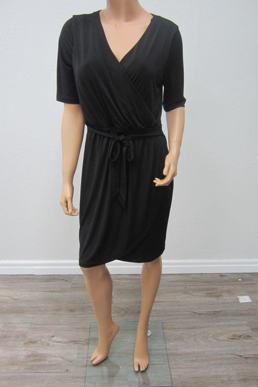 VERY NICE COVINGTON BLACK WOMEN'S  STYLISH  DRESS  Size Large