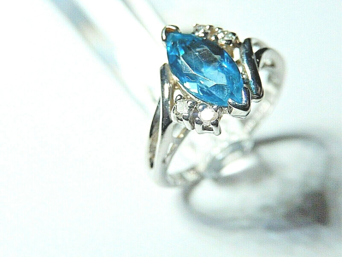 *VINTAGE* 14k White Gold 1.00CT Marquise London Blue Topaz & Diamond Ring Sz6.75