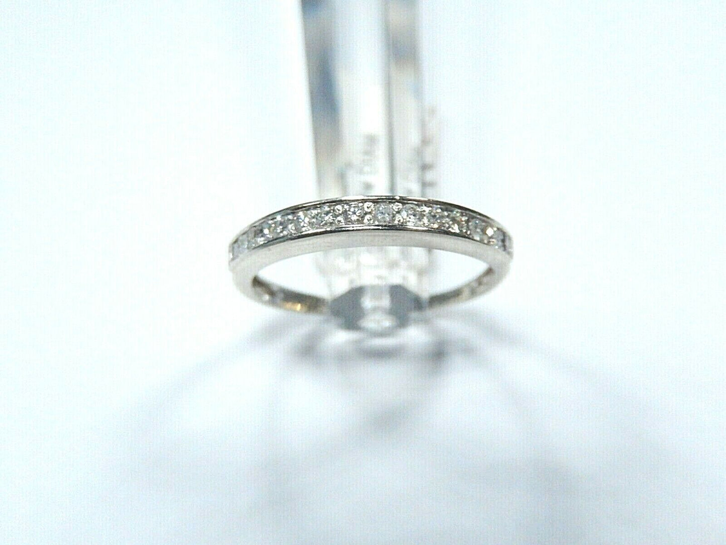 *NWT* 14k White Gold .25CT VS Diamond 2.5mm Wide Band Ring Size 6.25