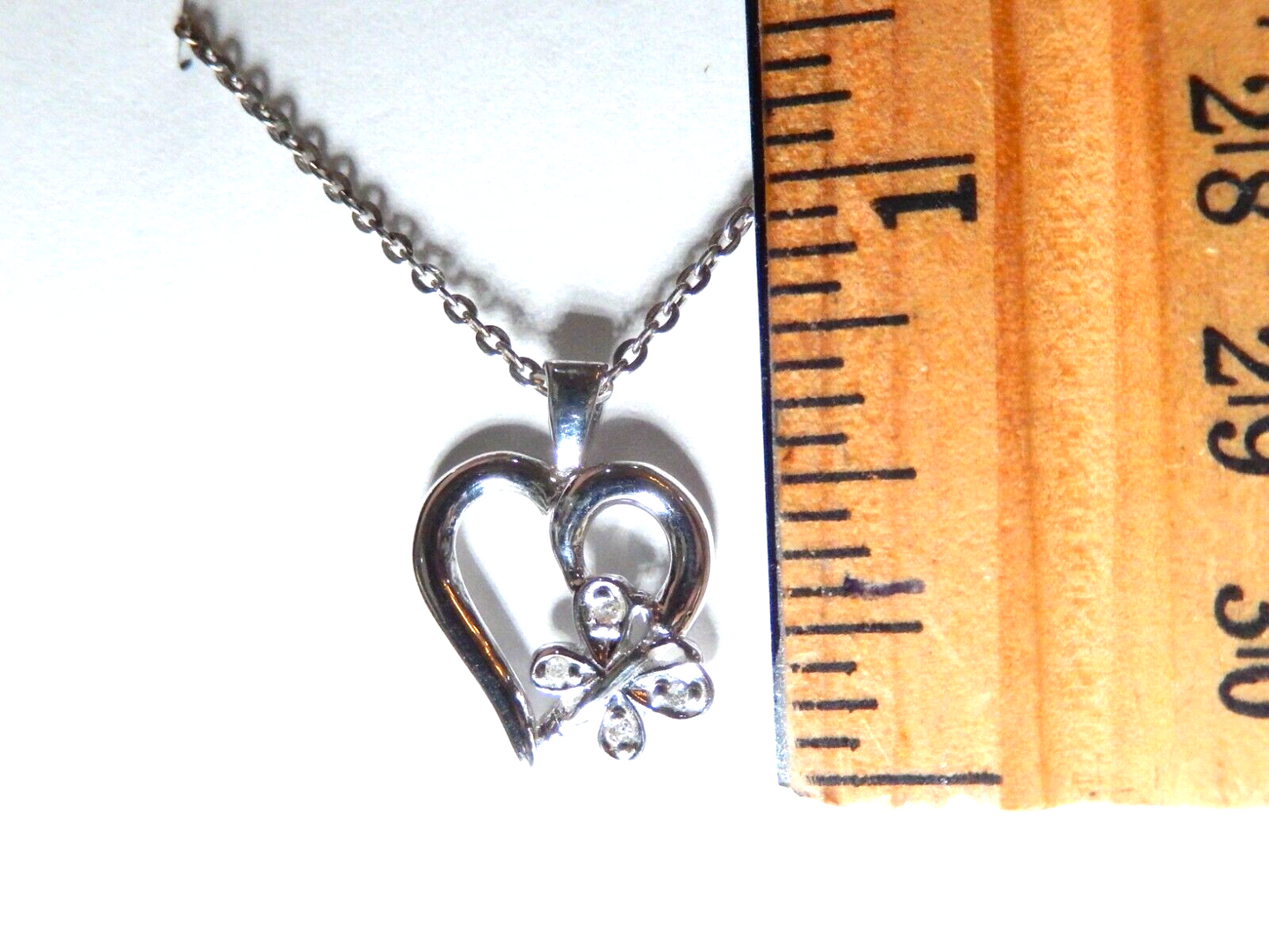 10K WHITE GOLD 4 DIAMOND & BUTTERFLY HEART PENDANT w/18" Chain