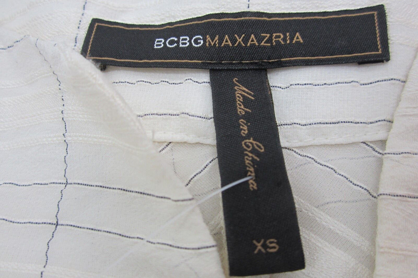 NWT BCBG Max Azria  Womens Top Very Cute Long Sleeve Size XS Cream