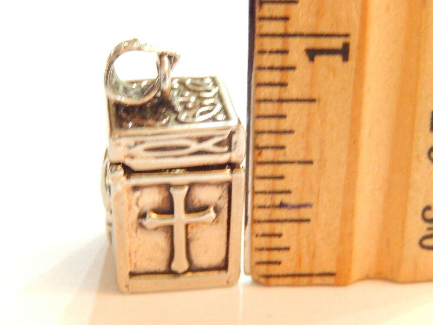 *VINTAGE*  Sterling Silver Christian Prayer Box Pendant Charm Hinged Opening