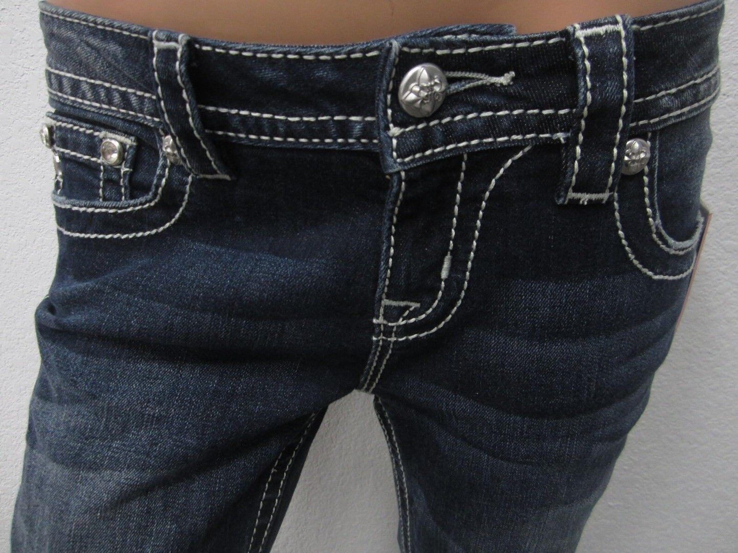 NWT  MISS ME JEANS JP8489T SIGNATURE LOW RISE STRAIGHT CUT Size 26 x 33.5