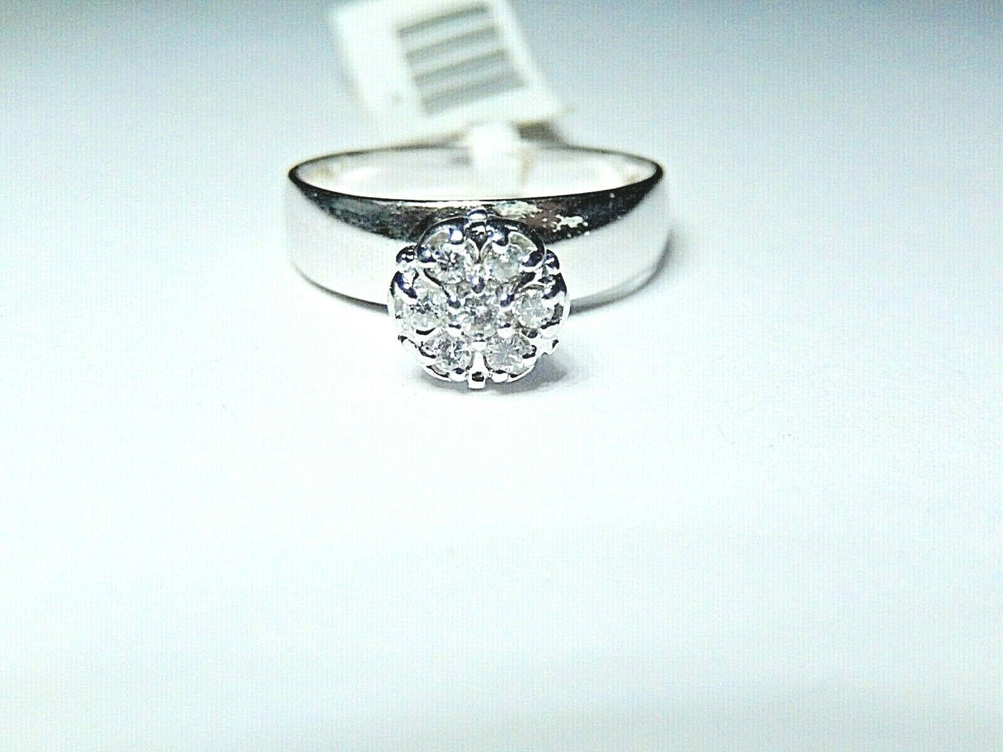 *NWT* 14K White Gold 4.5mm .25CT Seven Diamond  Engagement Wedding  Ring Sz 6.25