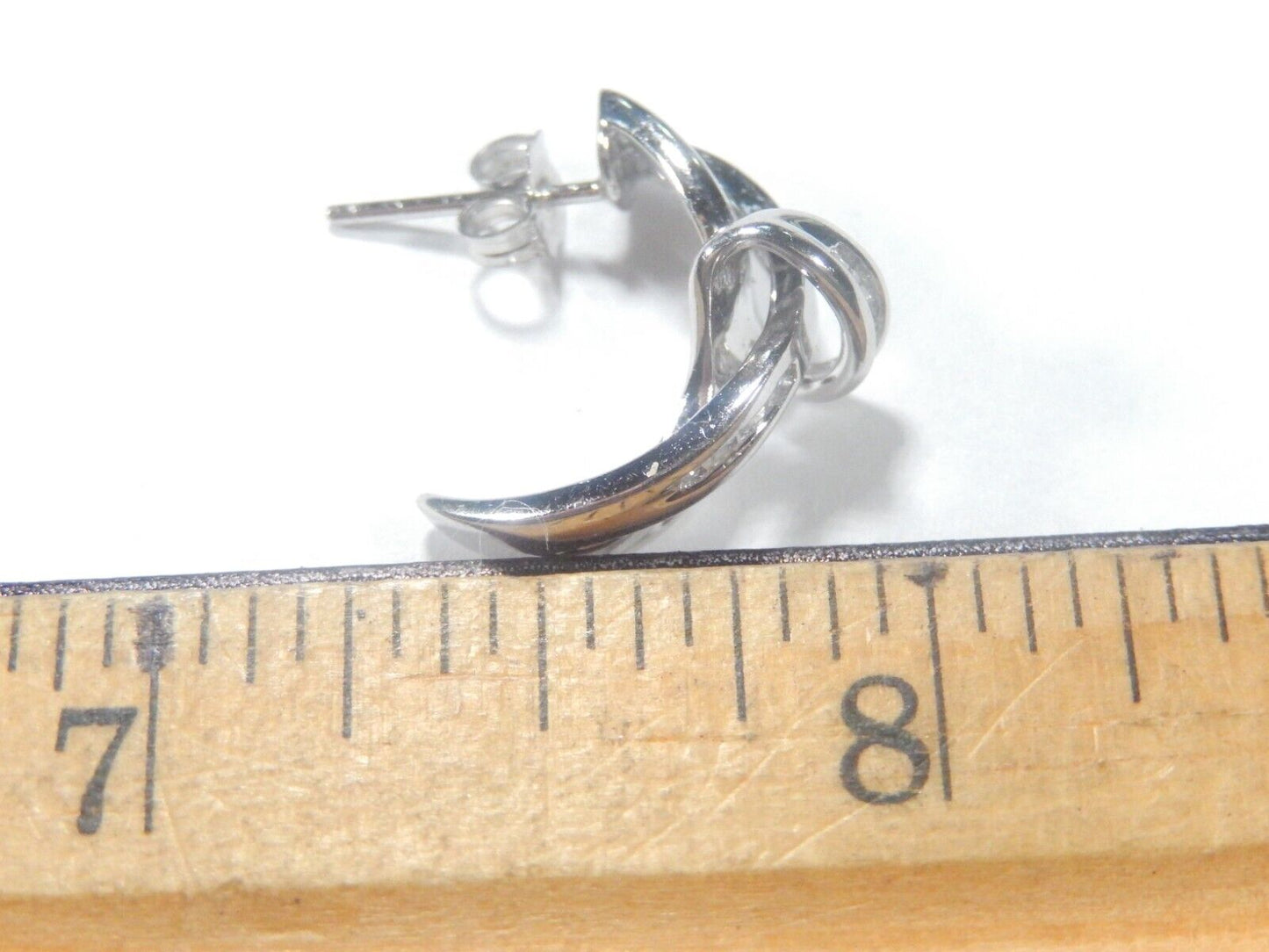 *VINTAGE*  14K White Gold Round & Baguette Diamond Huggie Earrings Approx .50ctw