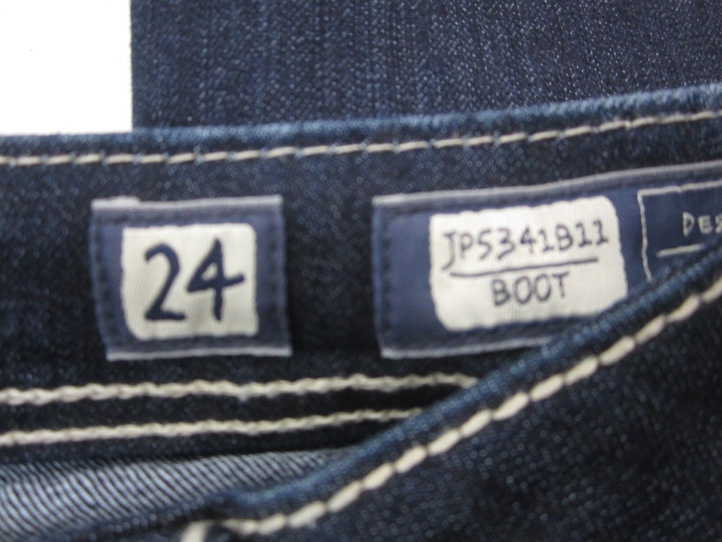 NWOT Miss Me BootJeans JP5341B11 Dark Wash Bling Embroidery Super Cute Siz 24x32