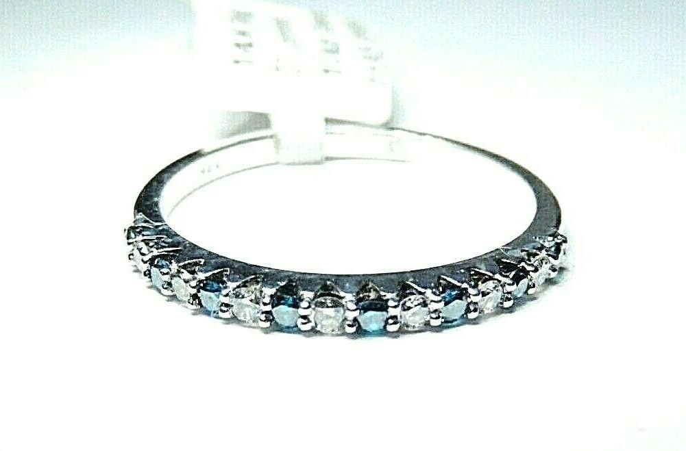 *NWT* 14k White Gold .25CT VS Diamond & Green Emerald 2mm Wide Band Ring Sz 7.25