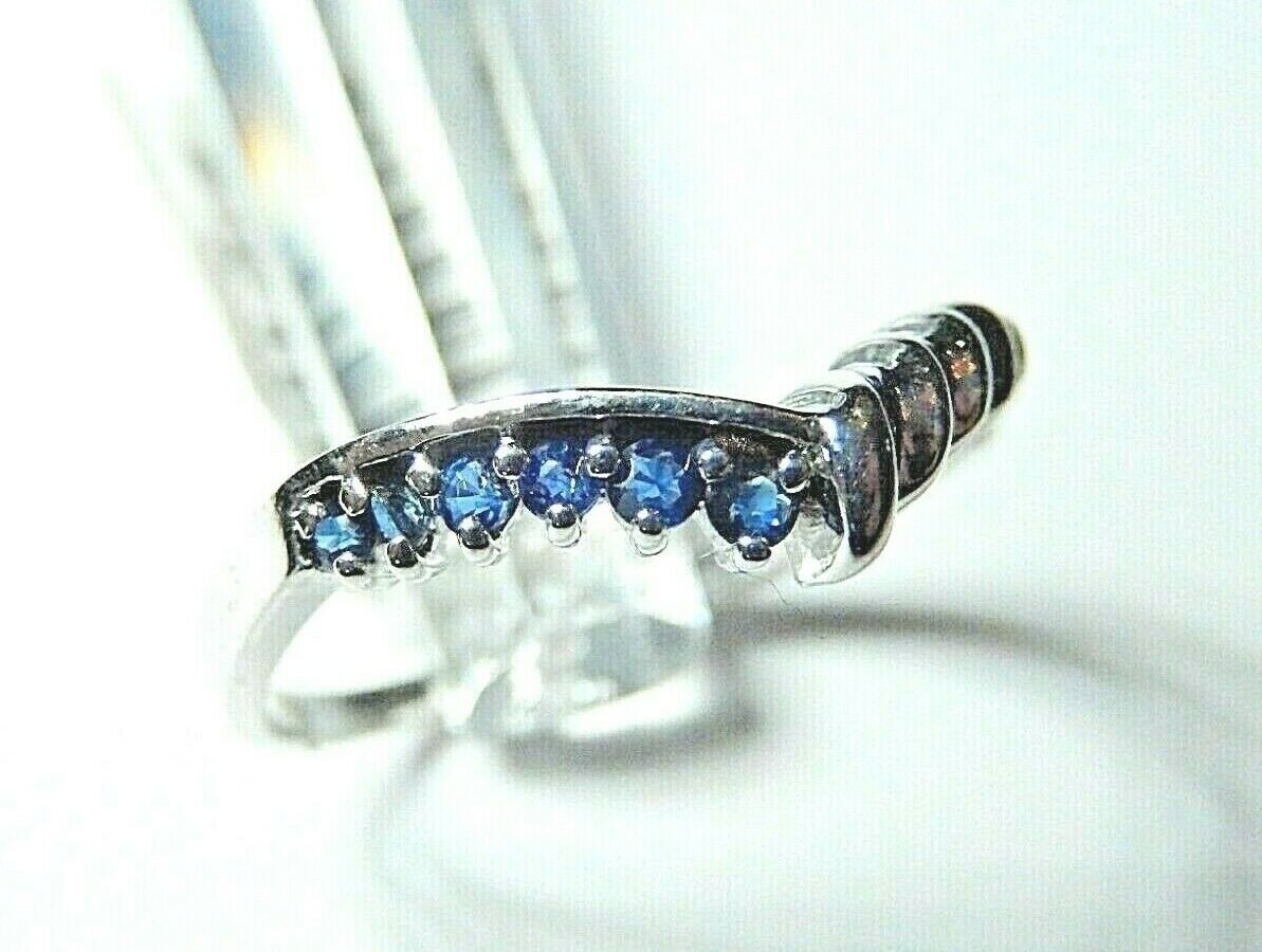 *NWT* 14K White Gold  Blue Sapphire V Shape Curved  Band Ring Size 8.5