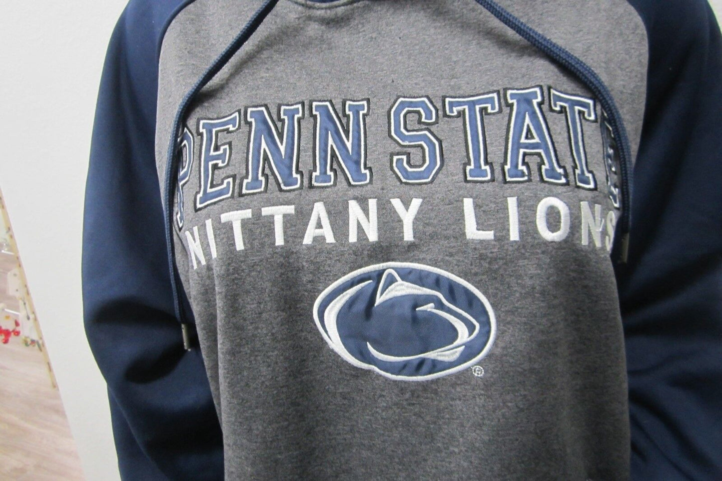 NEW Sewn Penn State Nittany Lions NCAA  Men's  Pullover Hooded Jacket