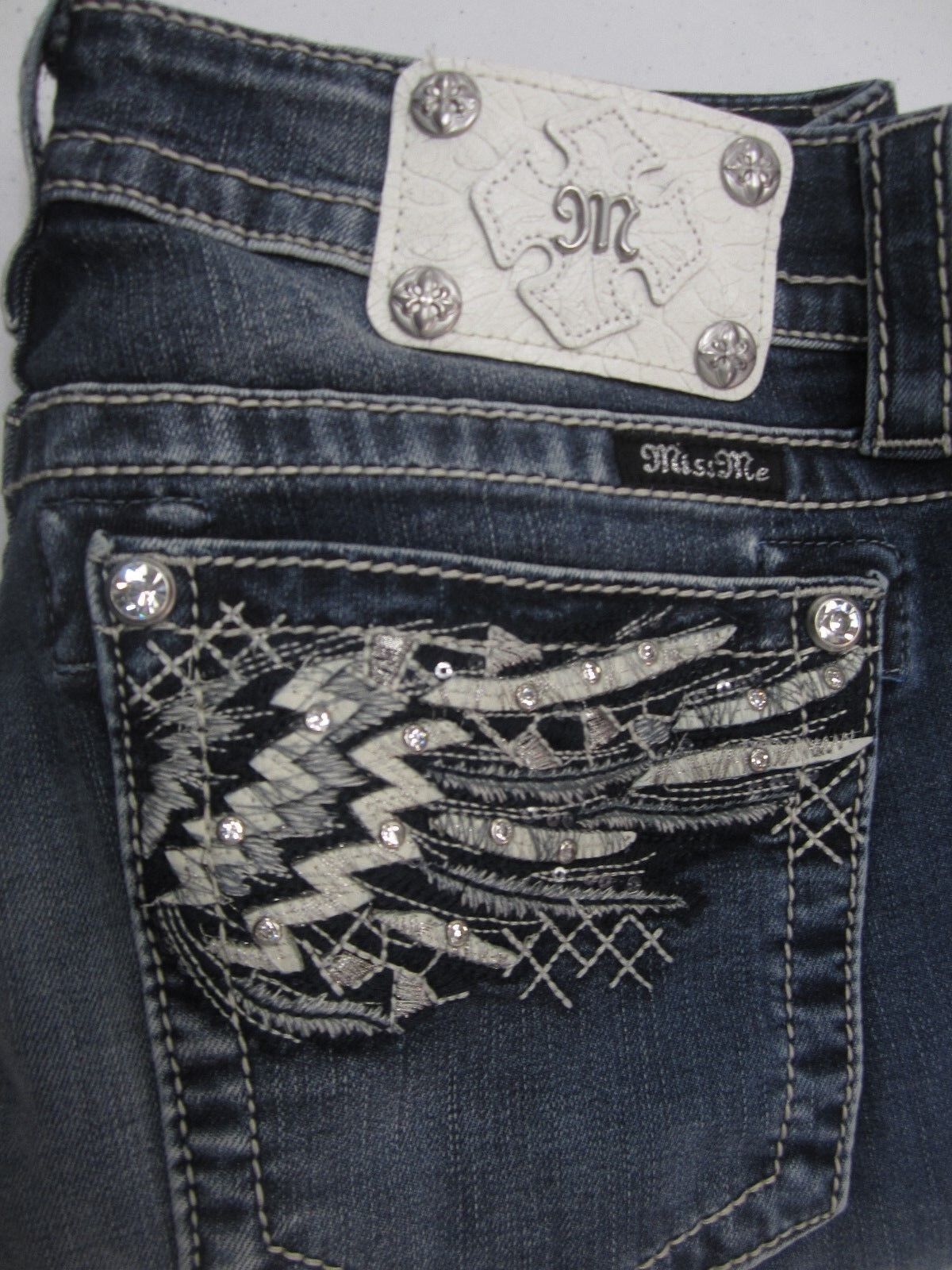 NWT Miss Me Mid Rise Medium Wash Embroidered Wings Skinny Denim MP8931S  W28XL30