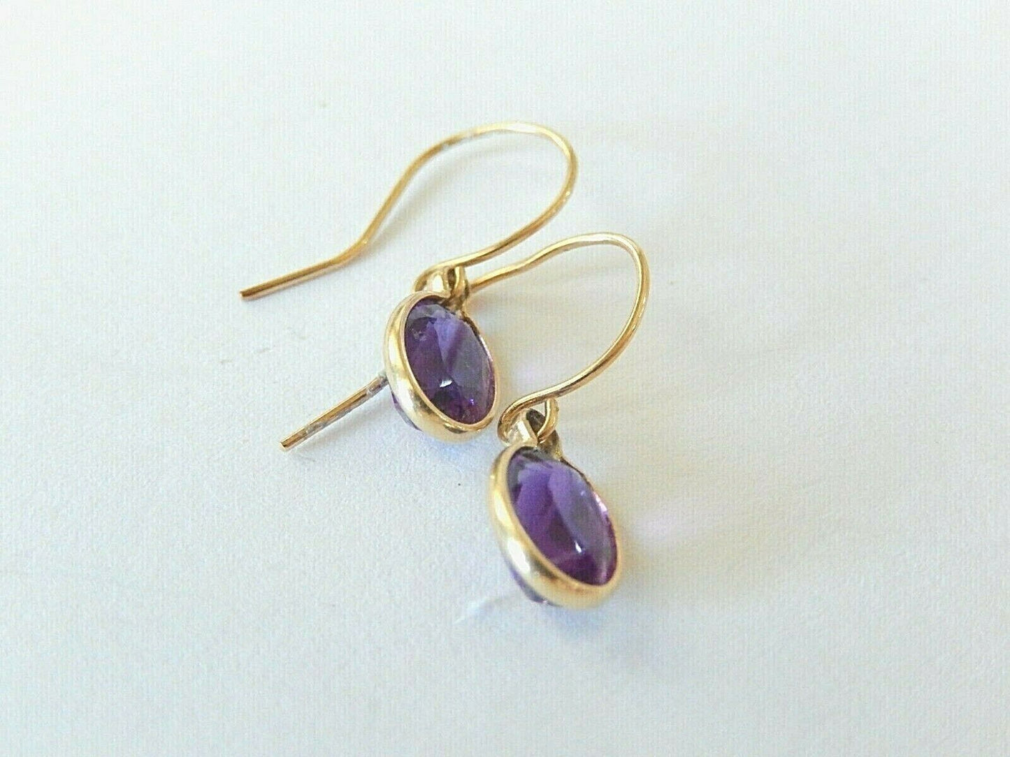 *VINTAGE*  14K Solid Yellow Gold French Ear Wire Earrings 7x5mm Oval Amethyst
