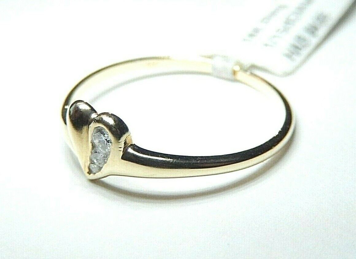 *NWT* 14k Yellow Gold Diamond Cluster Heart Ring Size 8.25