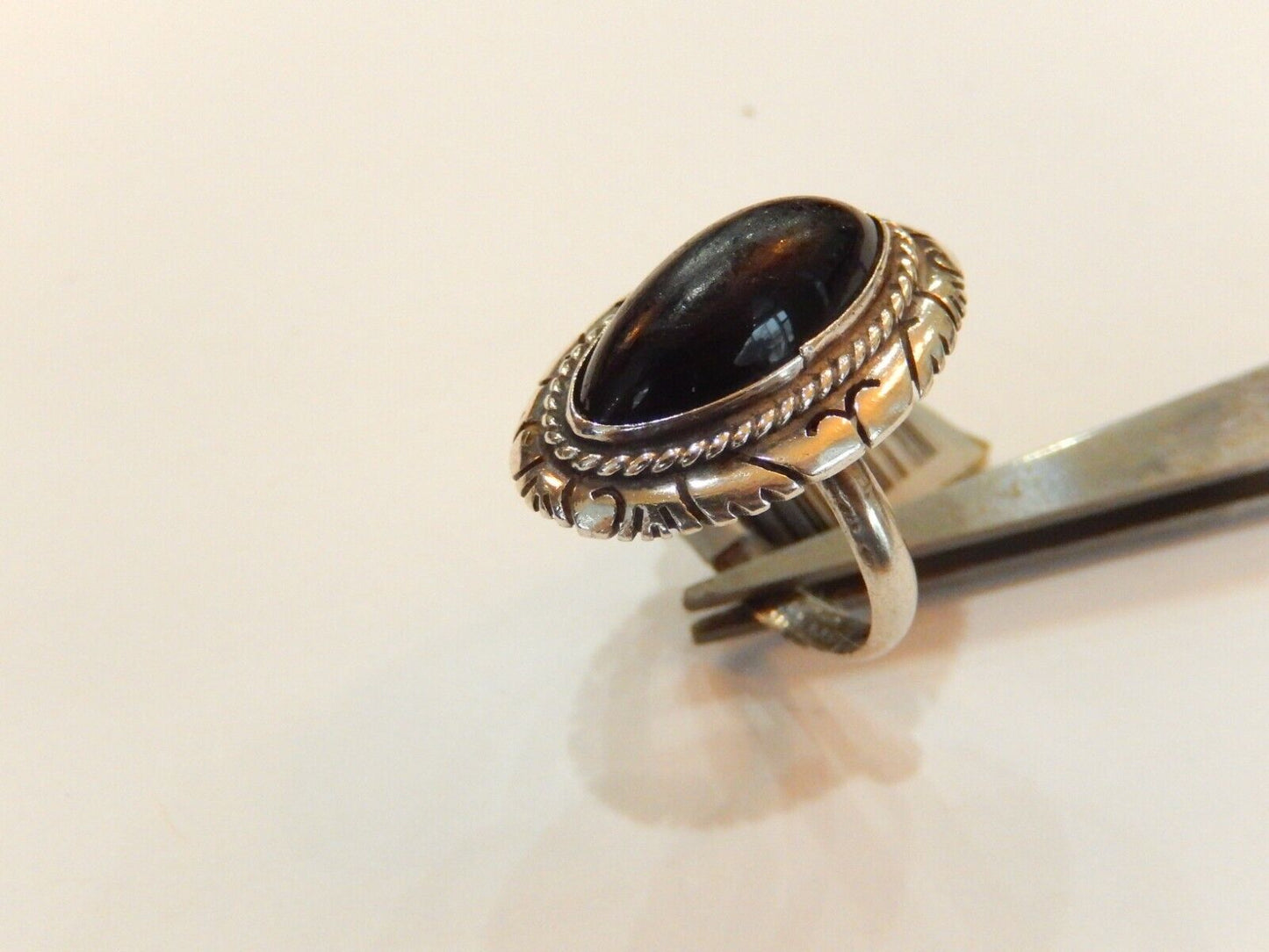 *VINTAGE* Native American Old Pawn Sterling Silver BLACK ONYX Ring  Size 7.5