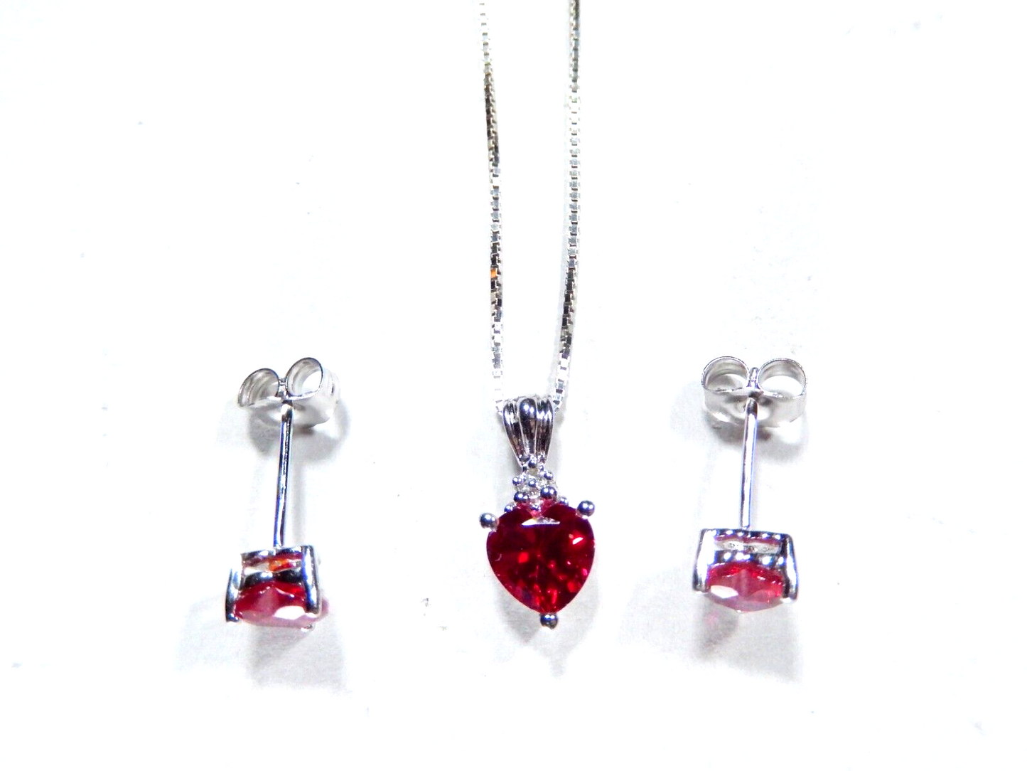10K White Gold  Lab Created  Ruby Heart Pendant Necklace &Earring Set w/18"chain
