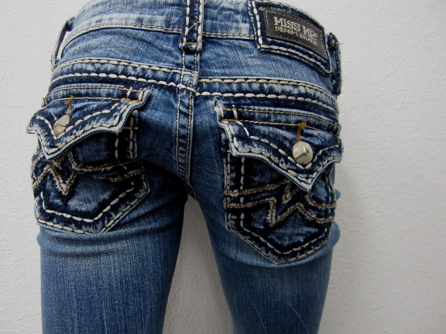 NWOT Miss Me IRENE STRAIGHT LEG Jeans WOMEN'S  Denim Thick Stitch Size 27 x 31