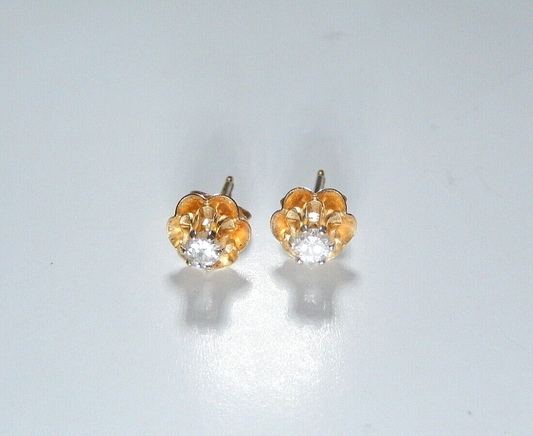 *VINTAGE*   14K Solid Yellow Gold .25CT NATURAL DIAMOND Buttercup Earrings