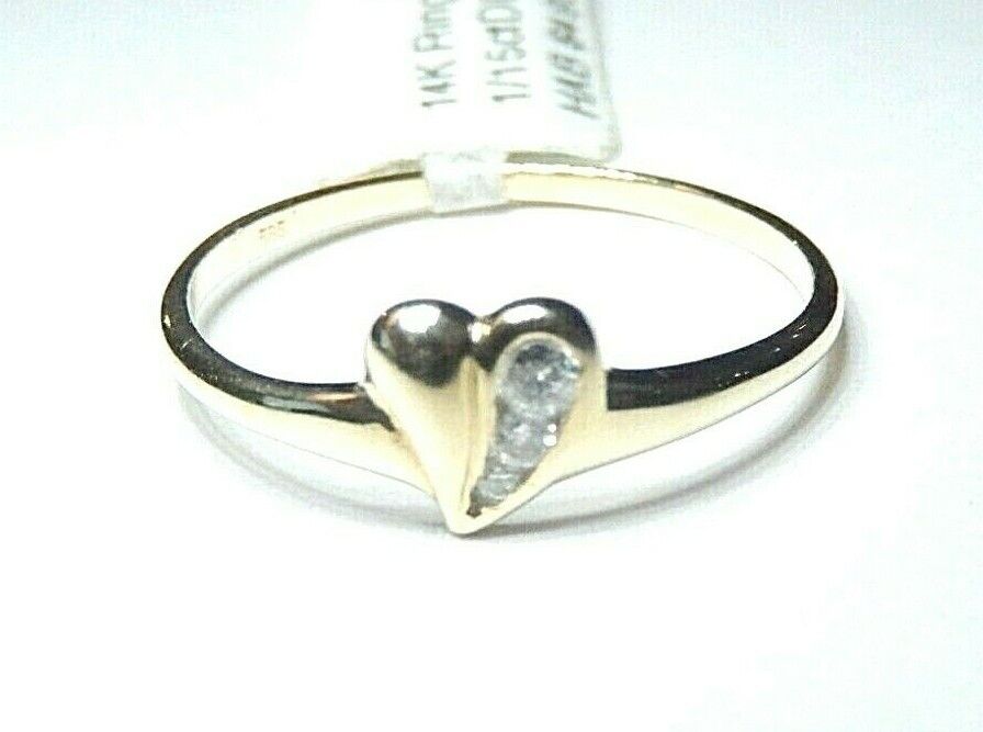 *NWT* 14k Yellow Gold Diamond Cluster Heart Ring Size 8.25