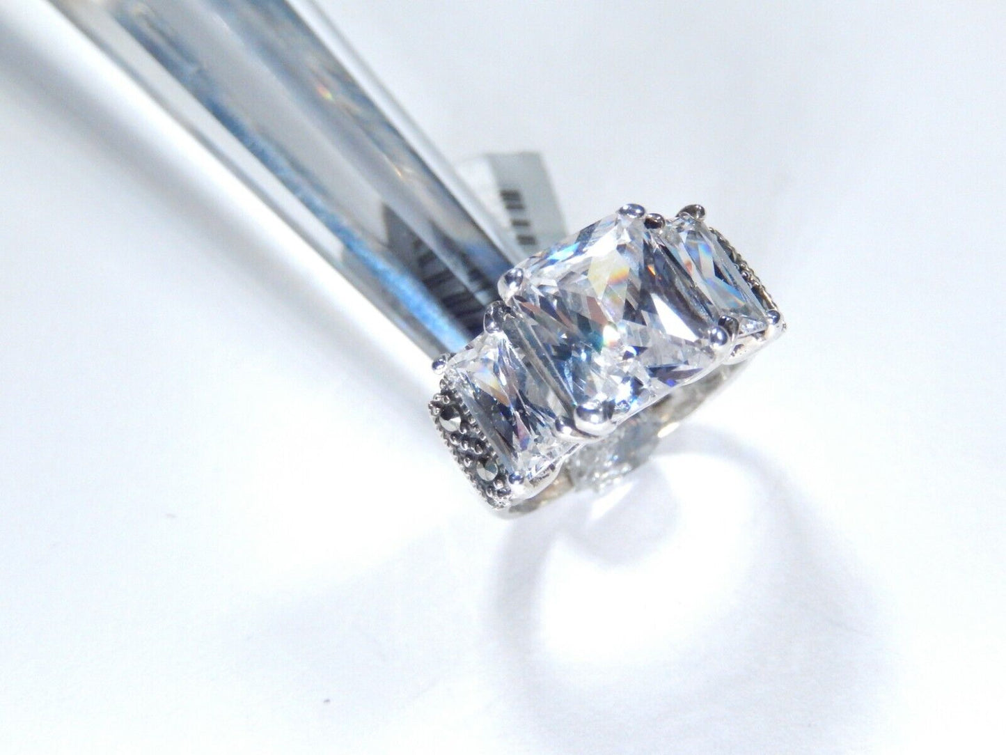 STERLING SILVER 5.00CT EMERALD CUT CZ ARTISIAN BEAD BAND 3 STONE RING Sz 5.75