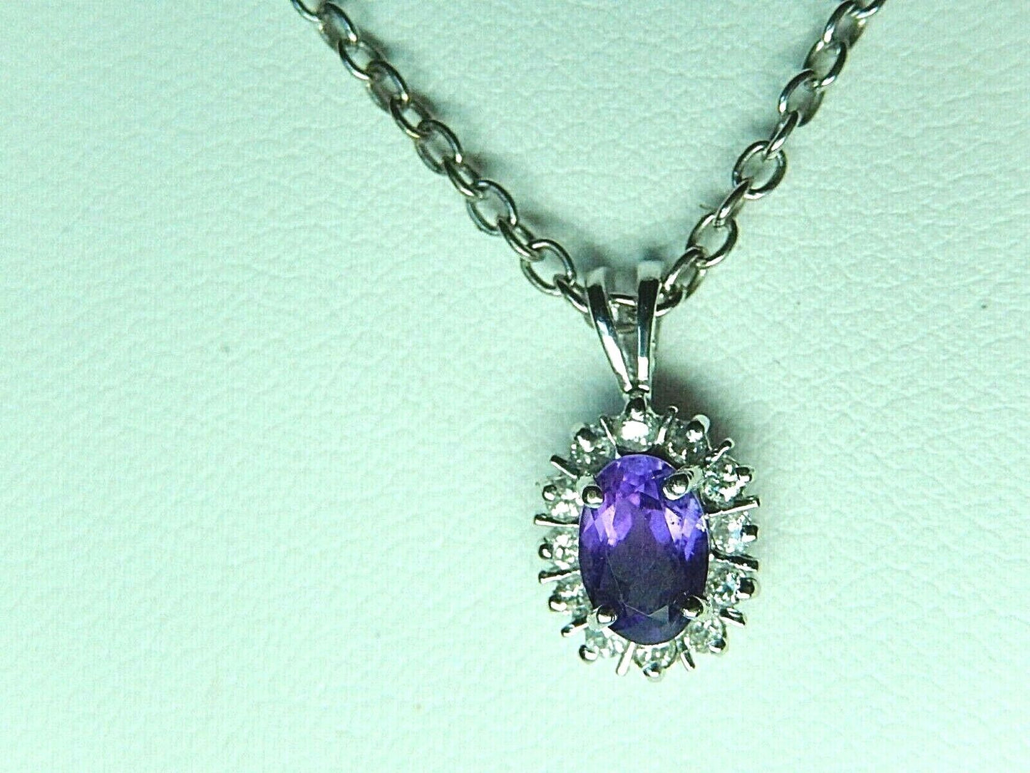 *NWT* 10K White Gold Oval Amethyst & Diamond Halo Pendant Necklace w/18" Chain