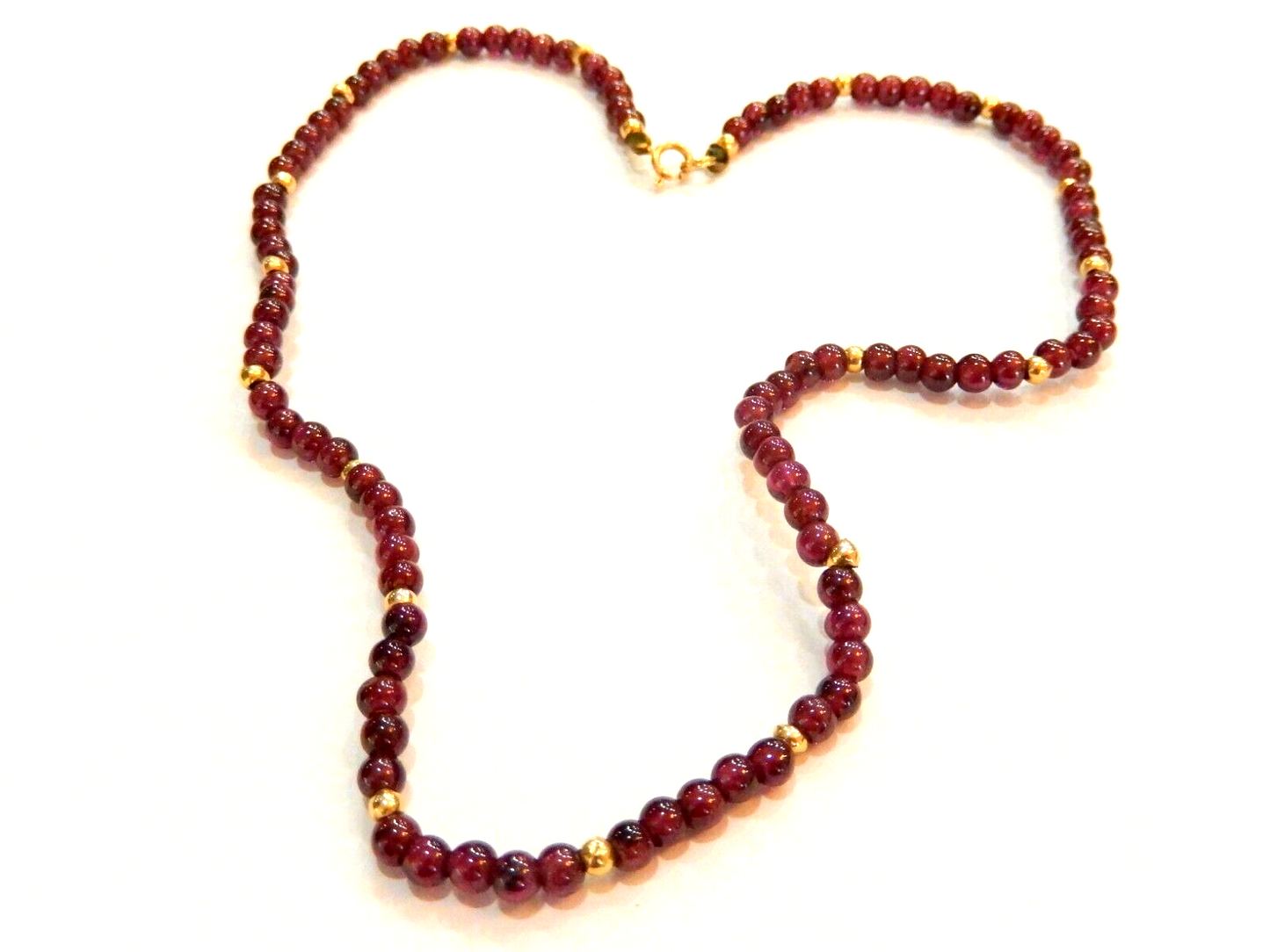 *VINTAGE*  4.5mm GARNET and 14K Yellow Gold 3.0mm Bead 16" Necklace