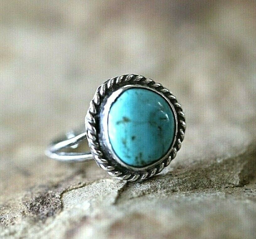 *VINTAGE*  Navajo Native American Sterling Silver Turquoise Ring Size 6.25