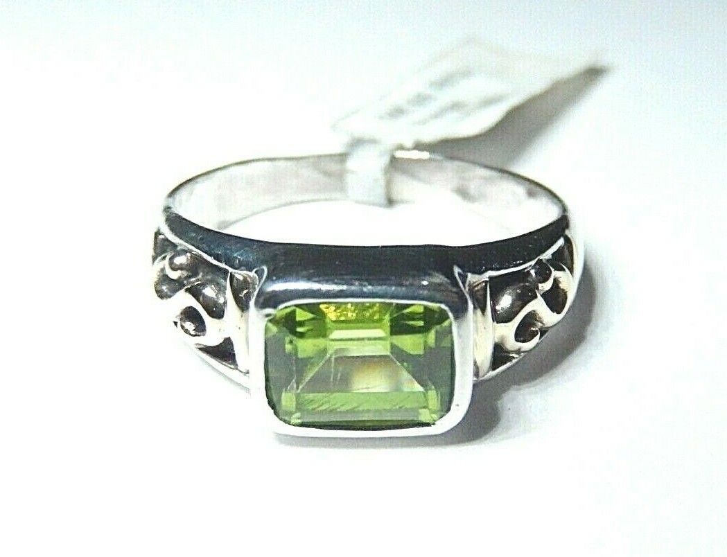 *VINTAGE* Sterling Silver & 14kt Yellow Gold 2.5CT Peridot Ladies Ring Size 9.5