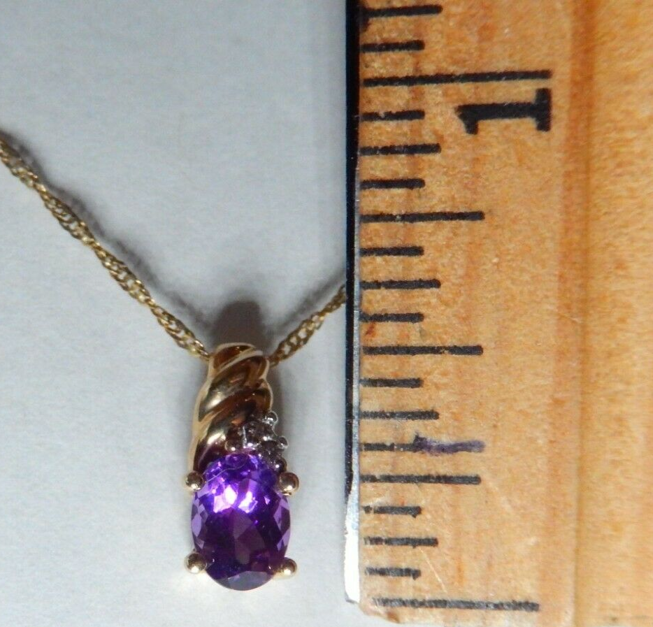 *NWT* 14k Yellow Gold .75CT Oval Amethyst And Diamond Pendant with 16" Chain