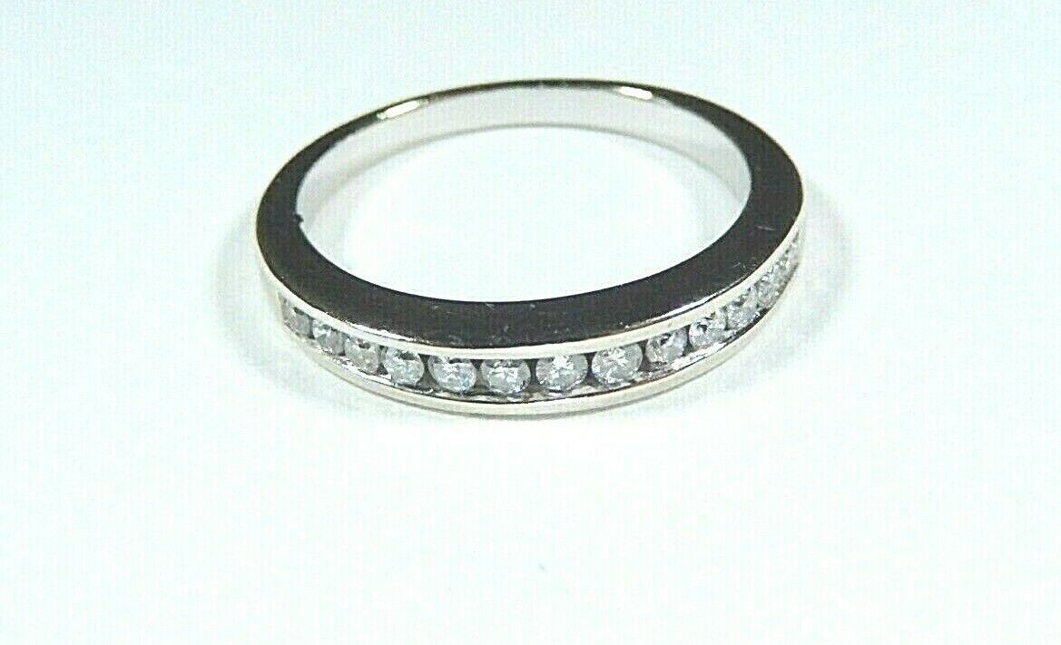 14k White Gold .33ct Natural VS Diamond 3.5mm Wide Band Ring Size 7.25