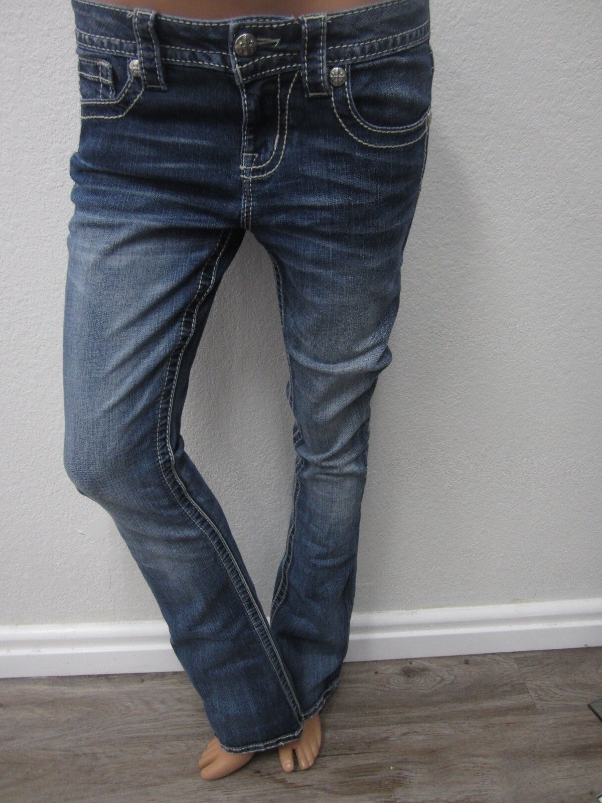 NWOT MISS ME JEANS M8962B MED BLUE WASH BOOT CUT DESIGN JEANS SIZE 26 x 33