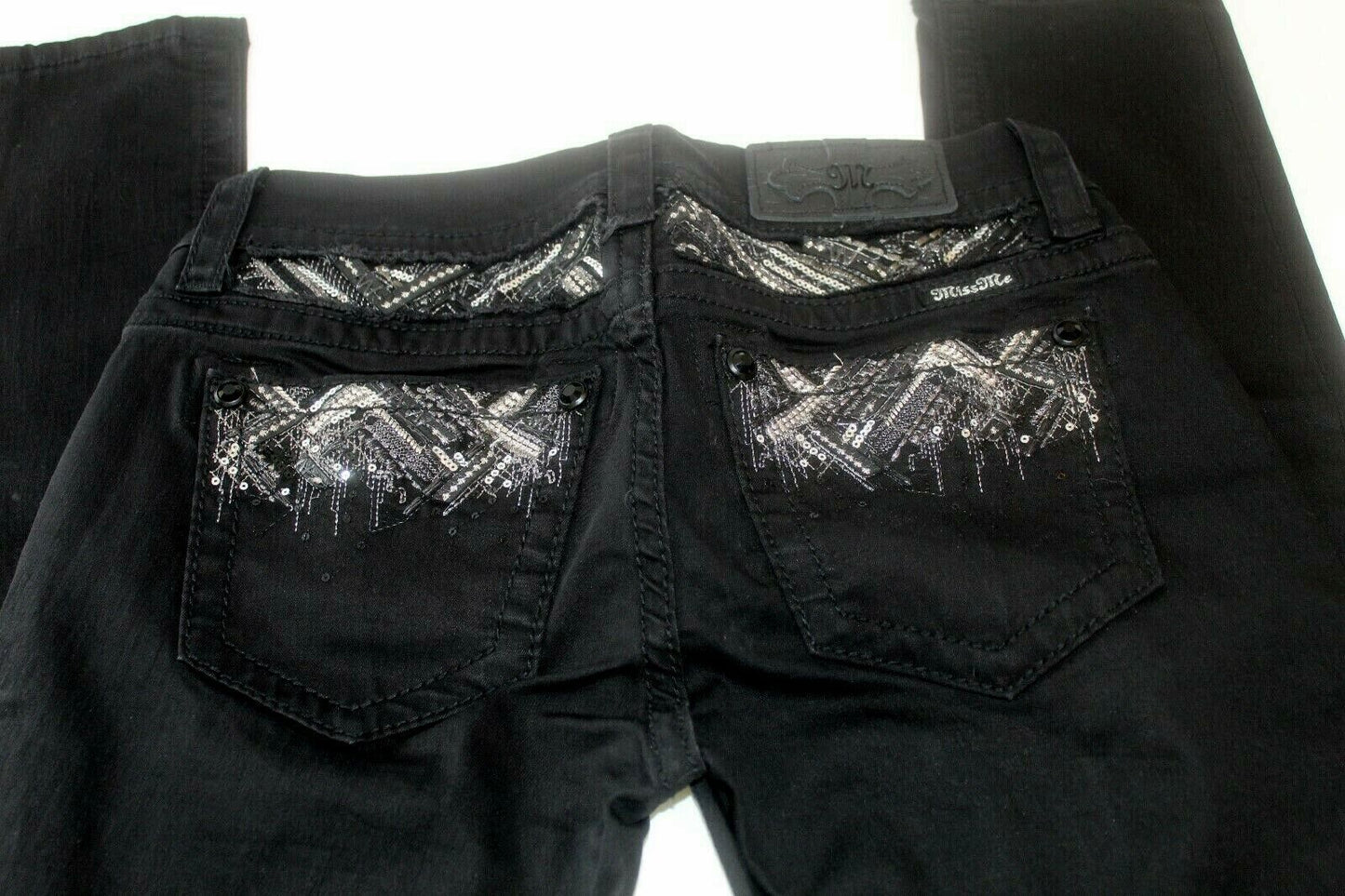 *NWT* $104. Miss Me Womens Black Sequins JE8850ESR Mid Rise Easy Skinny Jeans 25