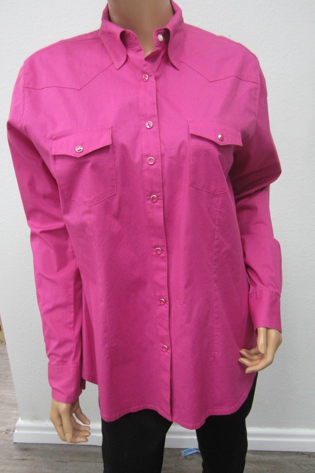 Wrangler Womens Snap Button Top Size Medium