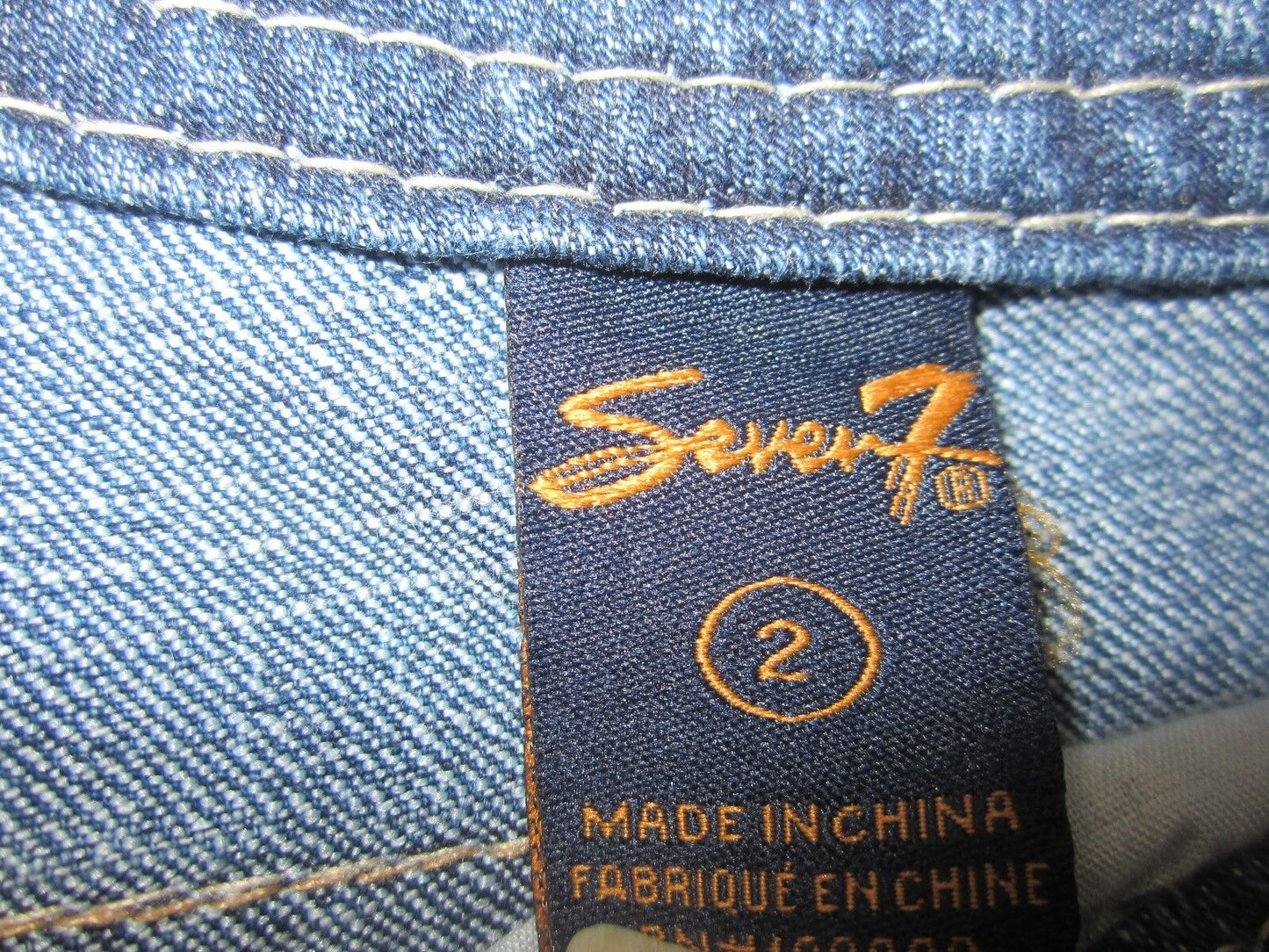 NICE Seven 7 Jeans Women's Crop Capri Embroidered Pockets Size 2 x 20"