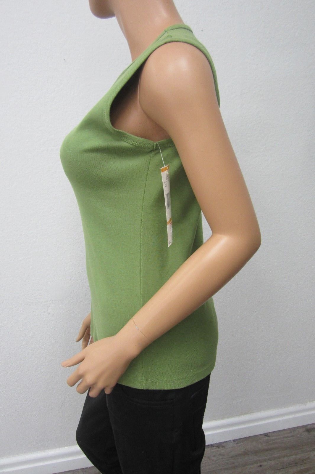 *NWT*  Jones New York Sport Women's Sleeveless Green Knit Shirt Top Size Small