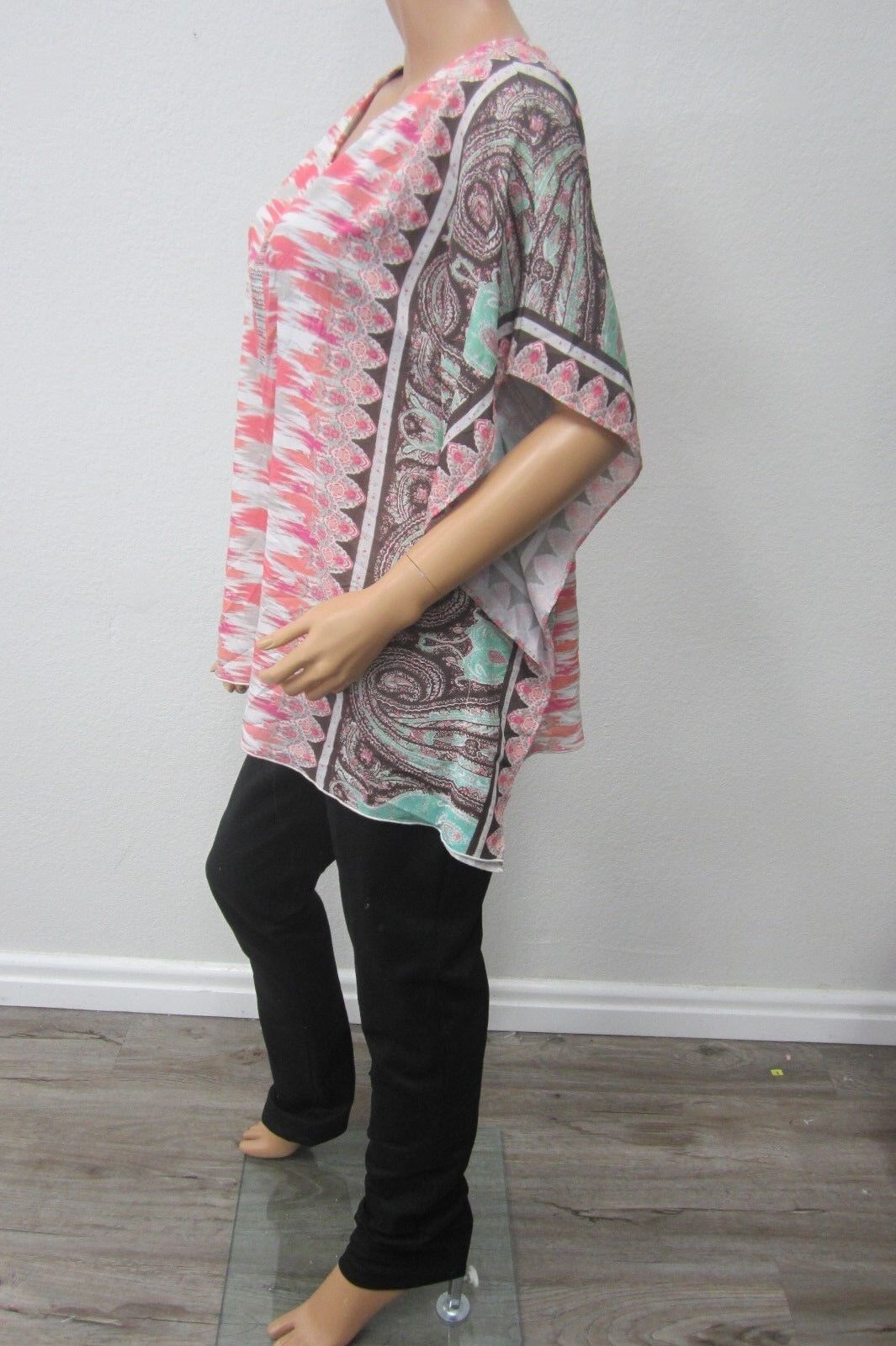 *NWT* VALERIE STEVENS Womens Tunic Top  Pink Flare  Sleeve Embellished  Sz L/G