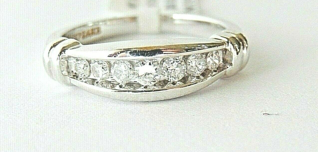 *NWT* 14k White Gold Men / Women Channel Set .50 Ct VS Diamond Band Size 7.5