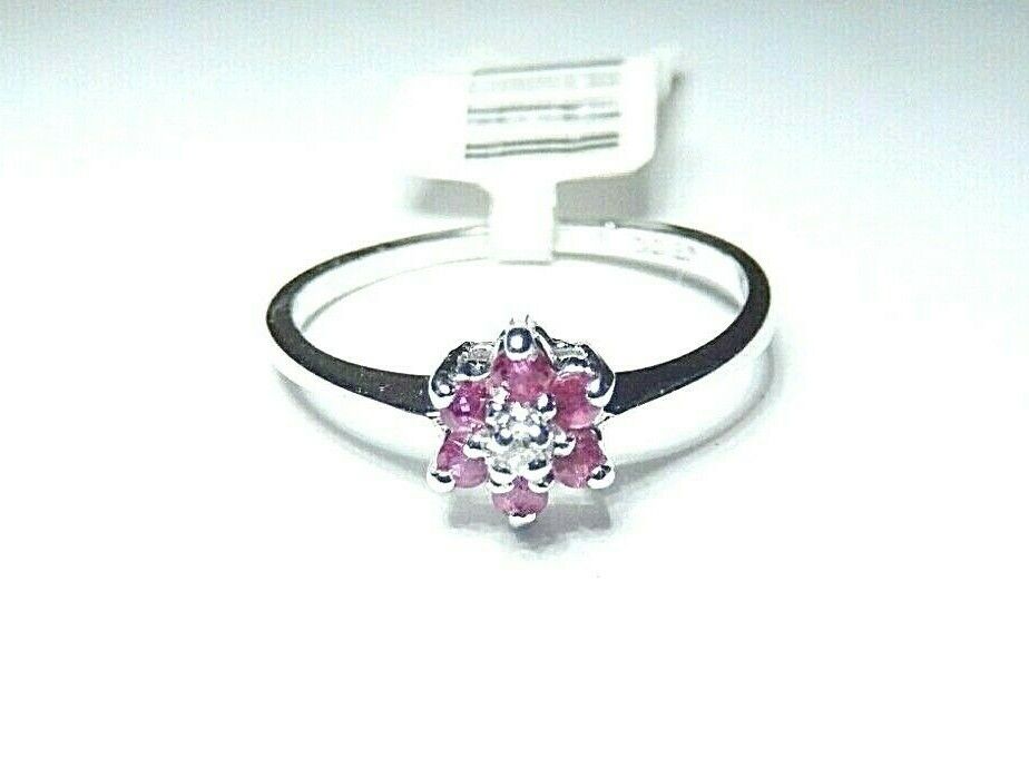 10K  White Gold Natural Ruby & Diamond Cluster Ring Size 6.25
