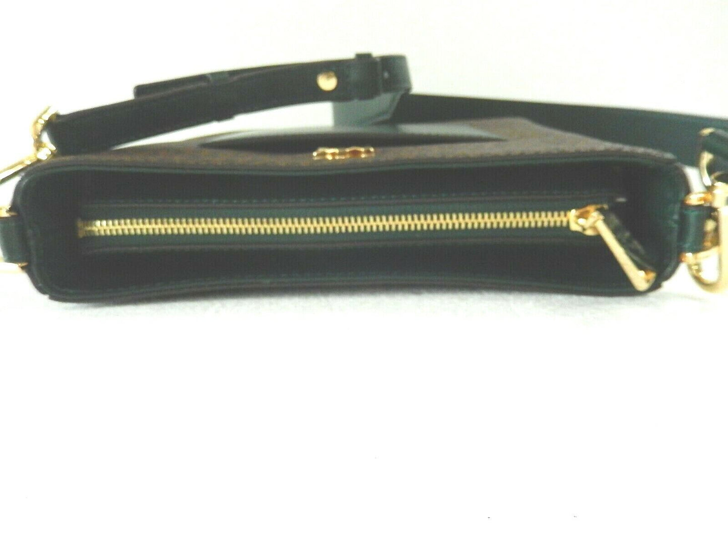 NWT $248 Michael Kors Gloria Signature Racing Green Pocket Swingpack Crossbody