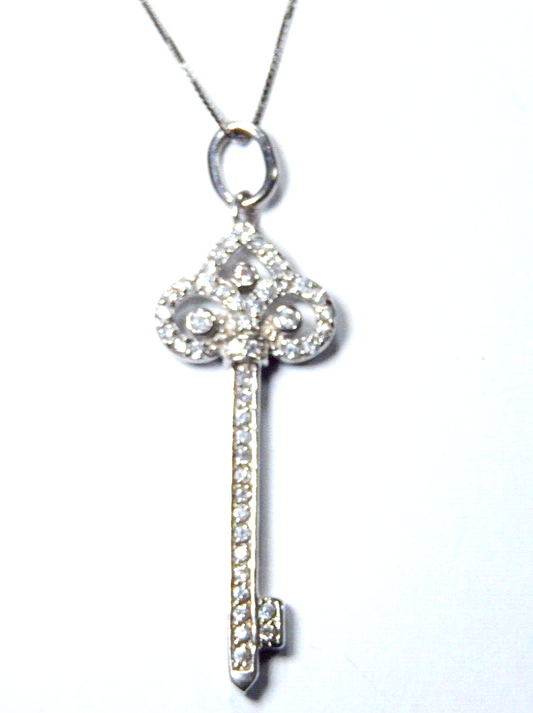 *VINTAGE*  STERLING SILVER SPARKLING CZ SWIRL KEY TO MY HEART PENDANT w/18"chain
