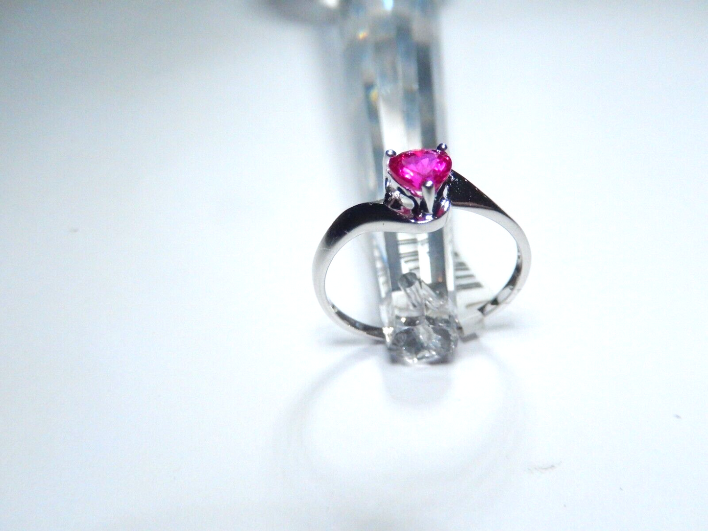 *NWT* 10k White Gold Lab Created Heart Shape Ruby Ring Size 8.25