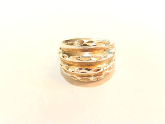 *VINTAGE*  925 Sterling Silver Diamond Cut Scalloped Shrimp  Dome Ring Size 6.5