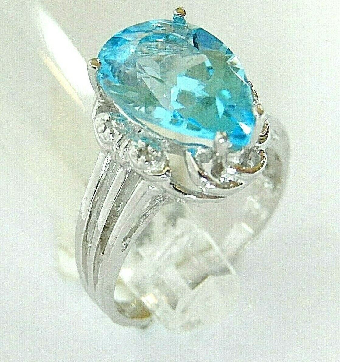 10k White Gold 4CT Pear Cut Blue Topaz & Diamond Ring Size 7.5