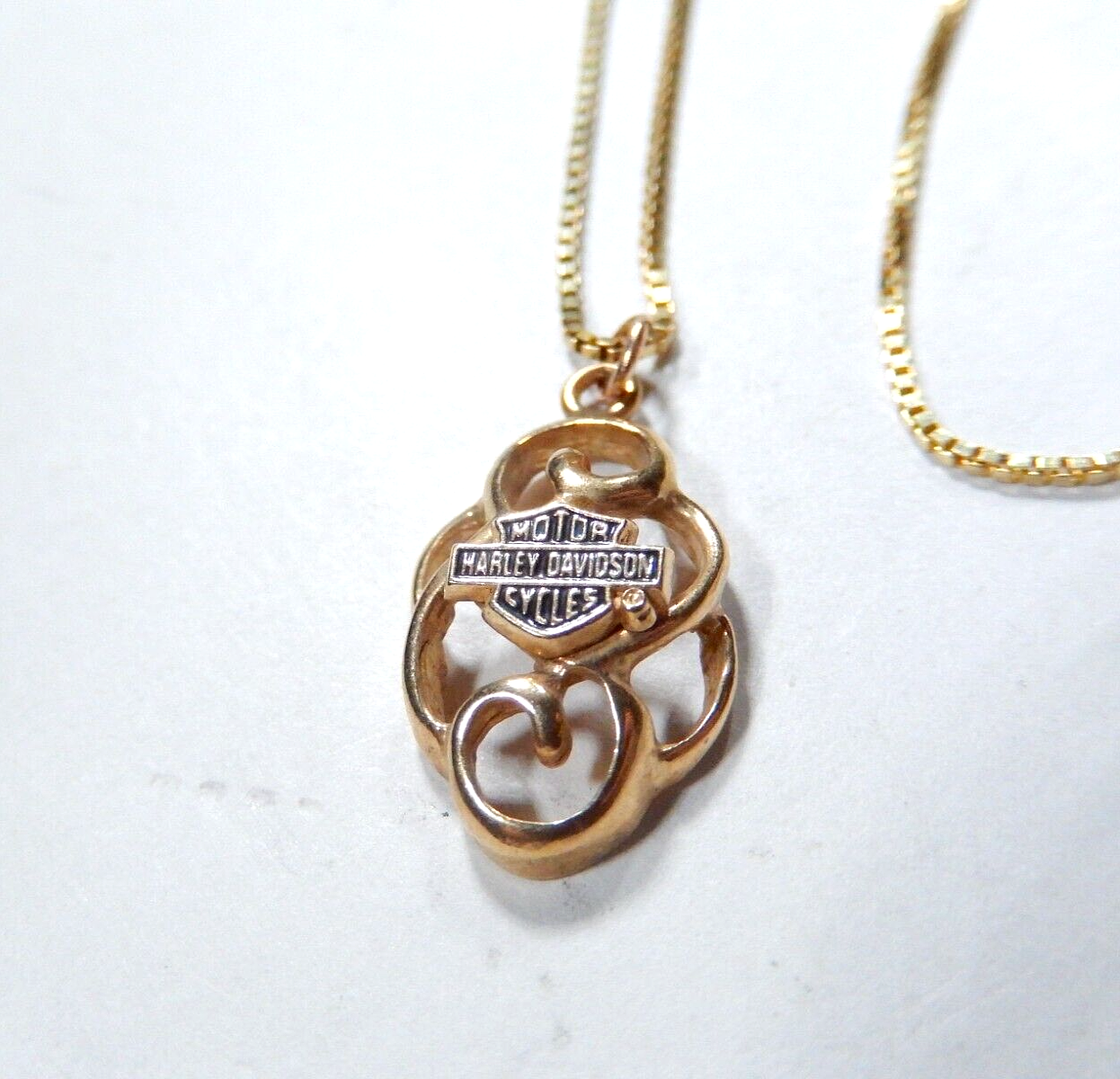 10kt Yellow Gold Harley Davidson Motorcycles Freeform  Pendant w/18"chain