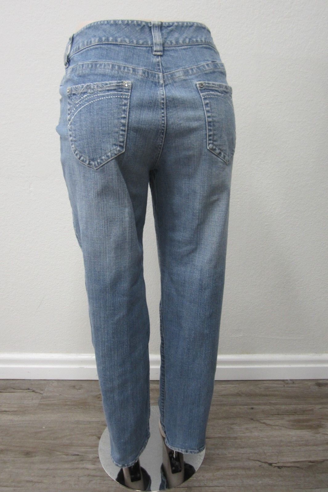 Chico's Platinum Womens Jeans Size 2 Reg Stretch Blue Denim Straight Classic