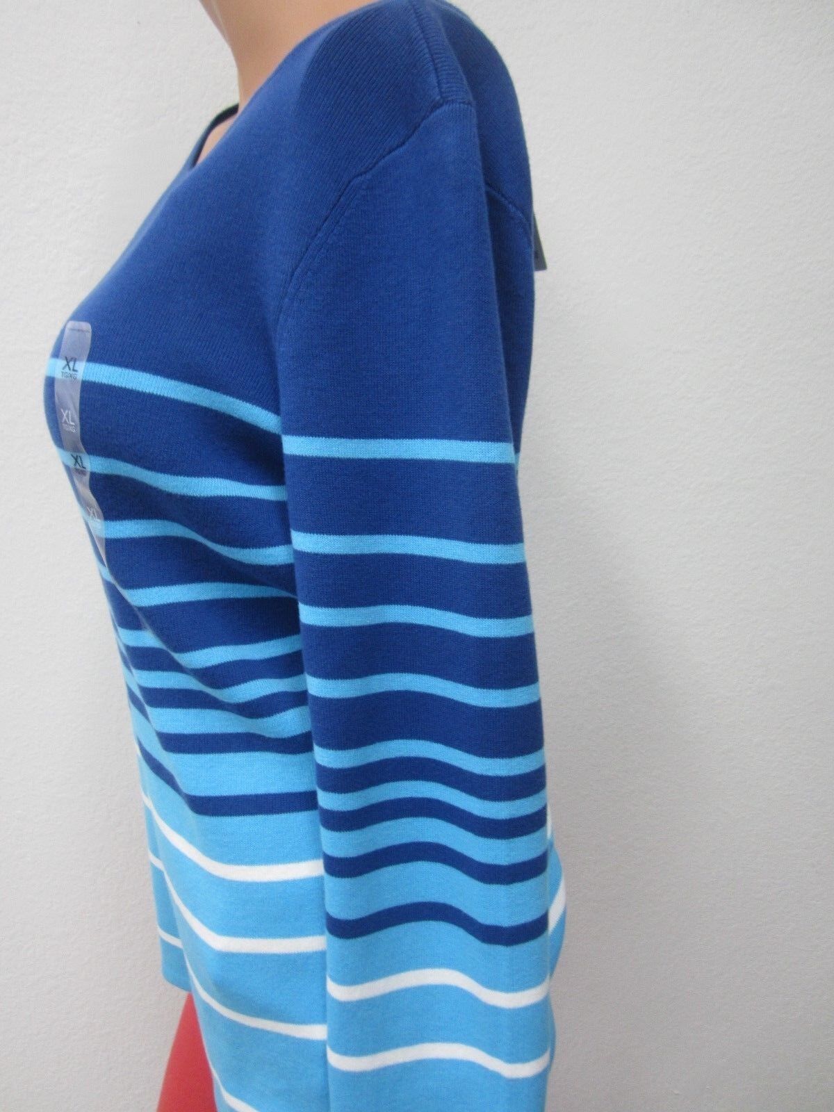 NWT Tommy Hilfiger Women's Crewneck Blue Stripe Sweater Size: XL