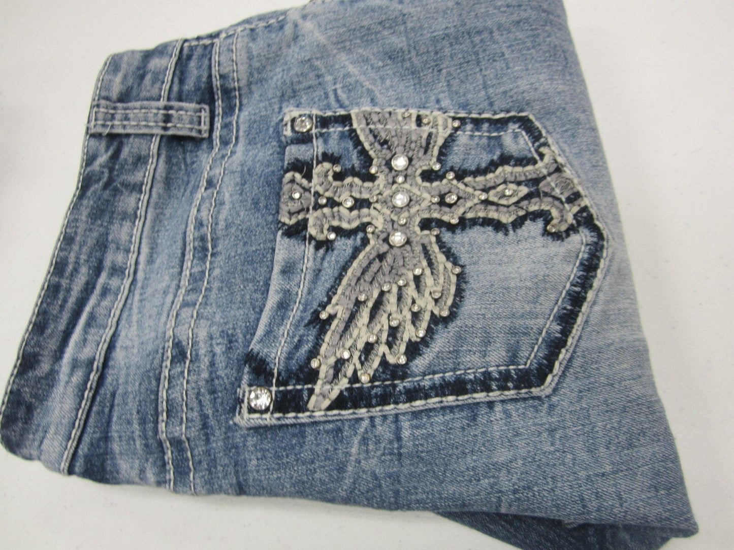 NICE WOMENS ND WEEKEND STRETCH CAPRI JEANS SIZE 10 x 22L