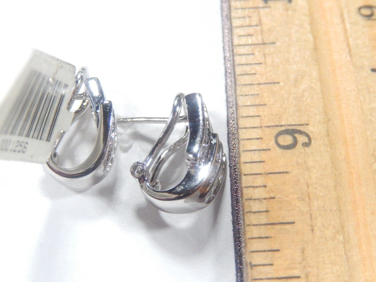 14K White Gold .33CT Round & Baguette Natural Diamond Hoop Leverback Earrings