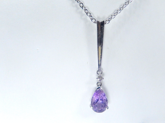 *VINTAGE*  10k White Gold 1.00CT Pear Amethyst & Diamond Pendant with 18" Chain