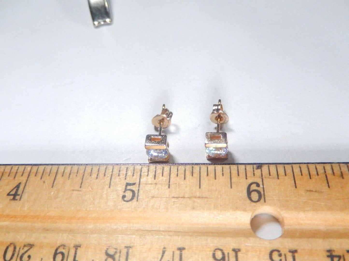 *VINTAGE*  Vermeil Gold Over Sterling Silver  3/4 CT CZ Stud Earrings