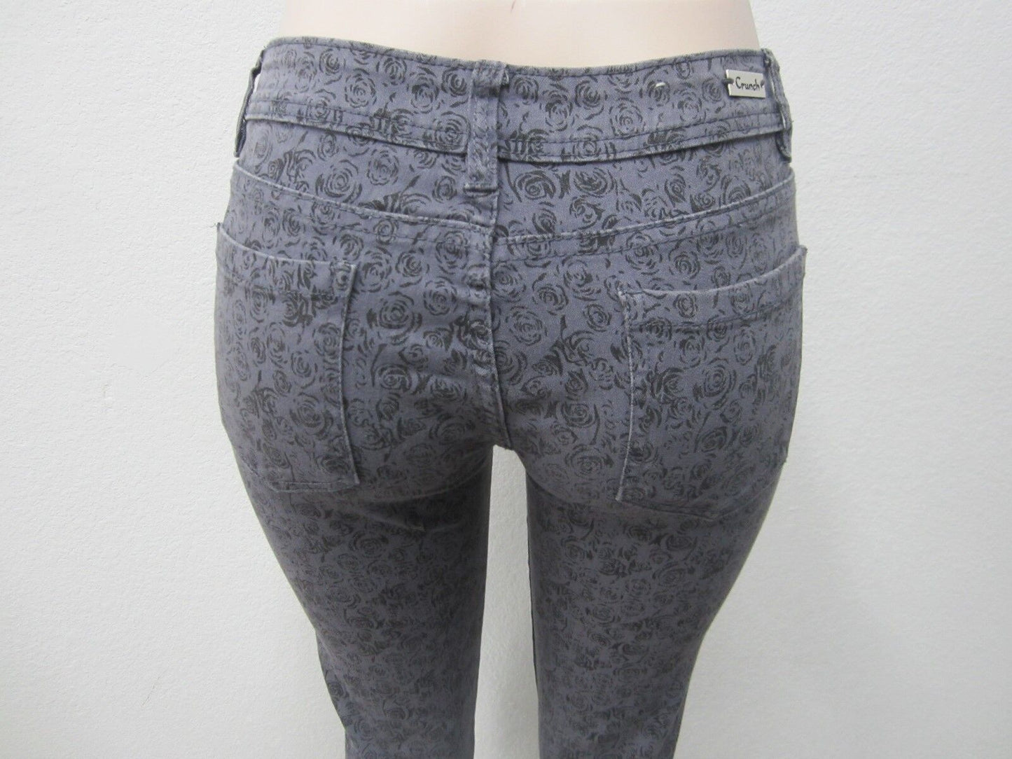 NWOT CRUNCH WELL-MADE RHINESTONE EMBELLISHED SKINNY STRETCH JEANS SZ 13 x 30