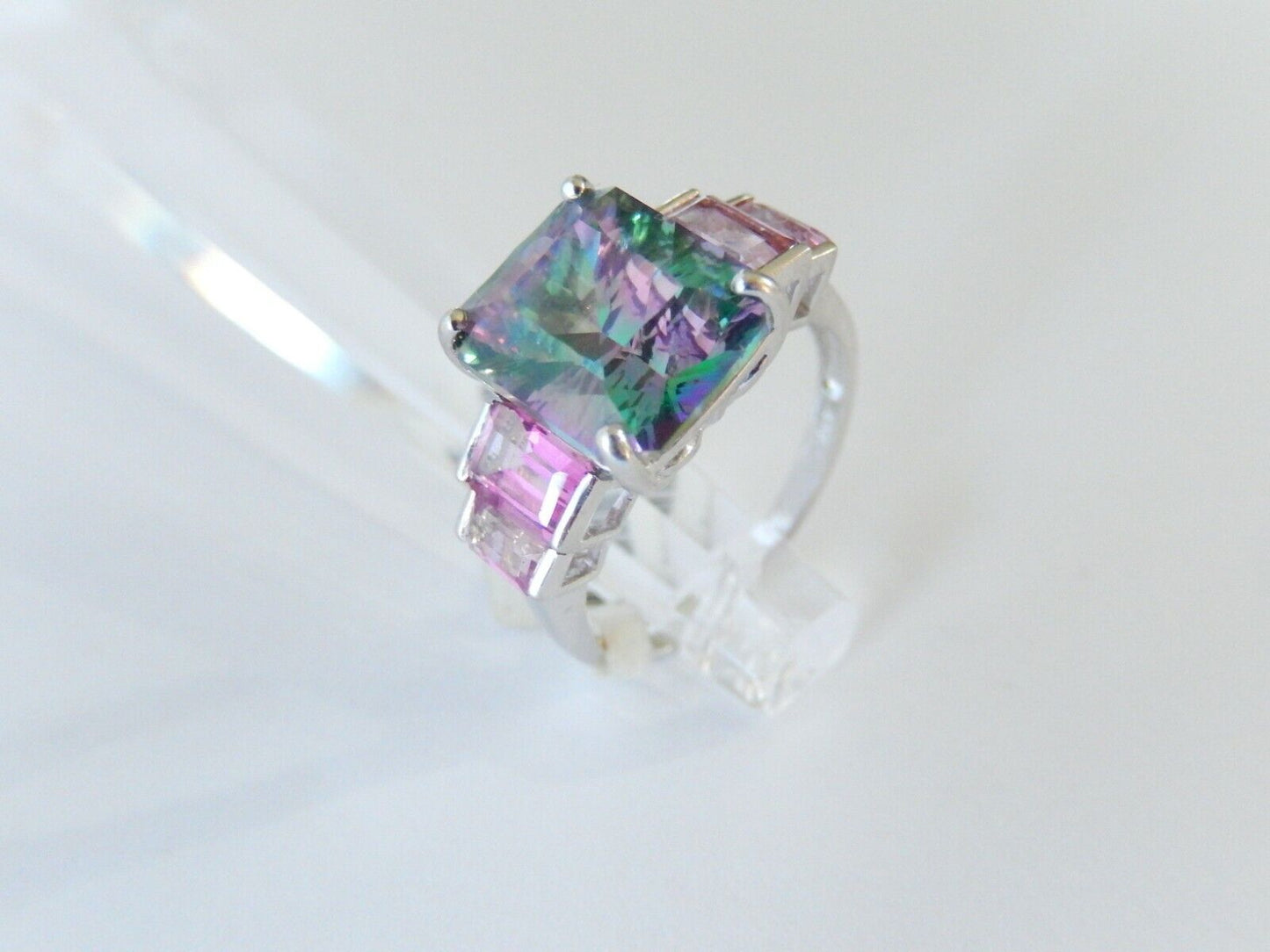 *NWT* 10K White Gold 7CT Mystic Topaz / Amethyst Ladies Ring Jewelry Size 9.25